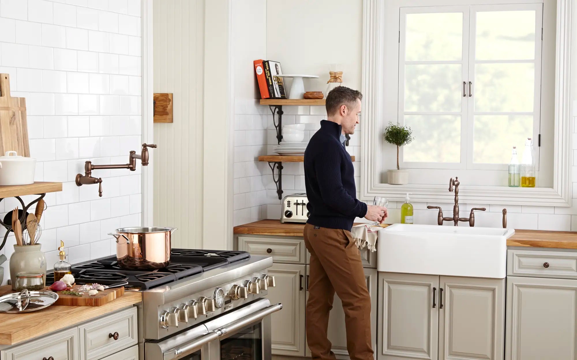 Hillside 30 Inch Kitchen Sink // CANVAS WHITE // 105462_L-D20066030415_02_CDNwebp.webp