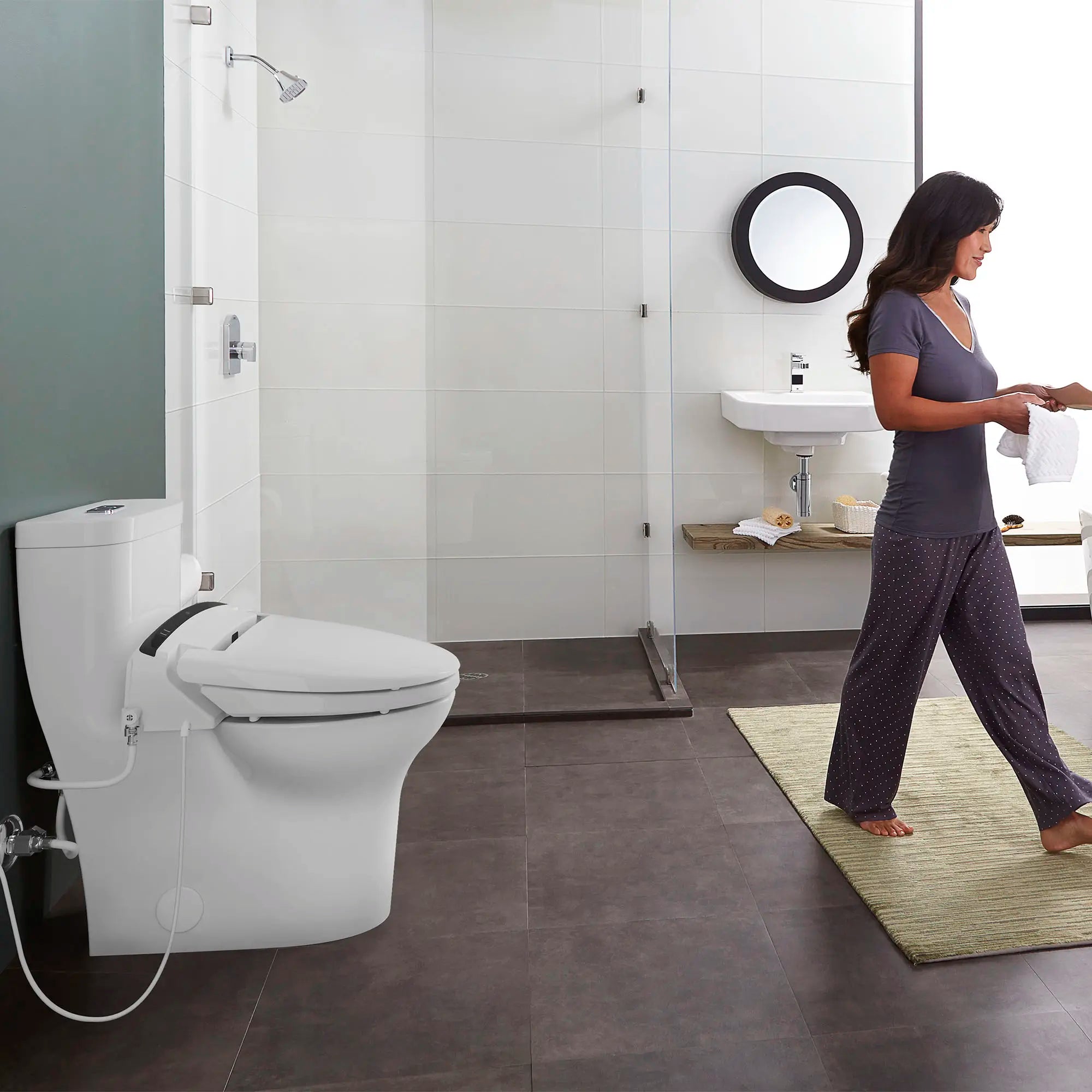 AT100® Electric Elongated SpaLet® Bidet Seat // CANVAS WHITE // 105526_L-D28005ARS141415_D22690A200415_CDNwebp.webp