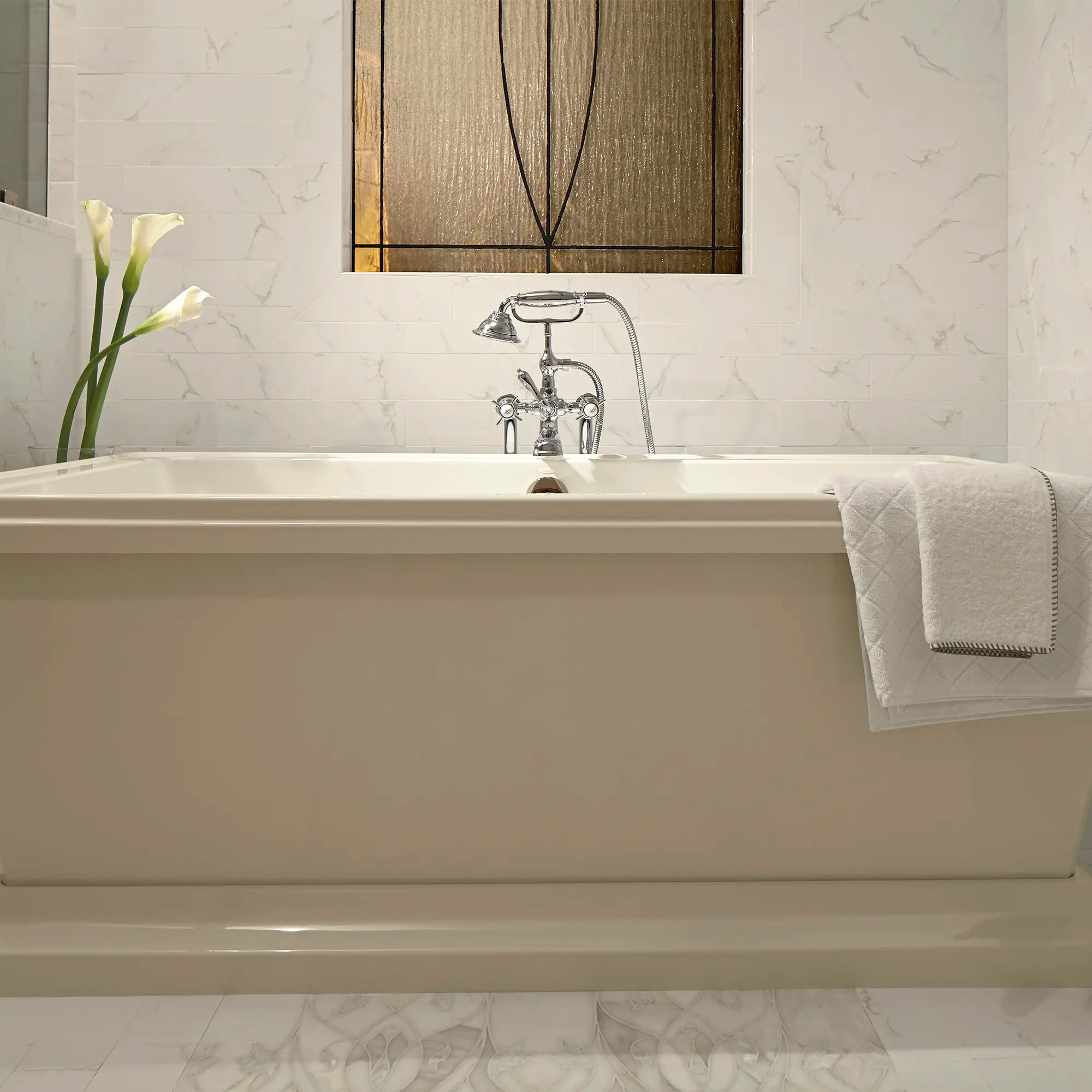 Fitzgerald 66 in. x 36 in. Freestanding Bathtub // BISCUIT // 160313_B_D62645004.071_D35107954.100_0_CDNwebp.webp