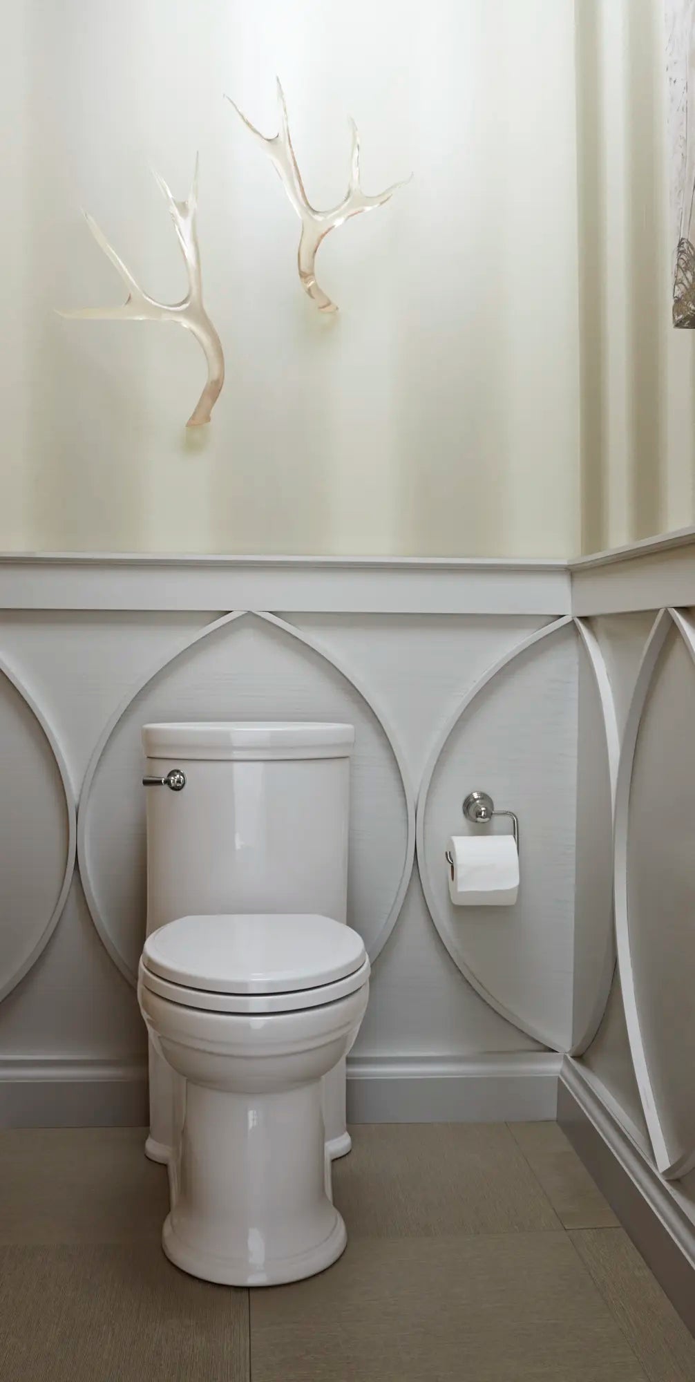 St. George® One-Piece Chair Height Elongated Toilet with Seat // CANVAS WHITE // 38953_B_D22000C101.415_02_0_CDNwebp.webp