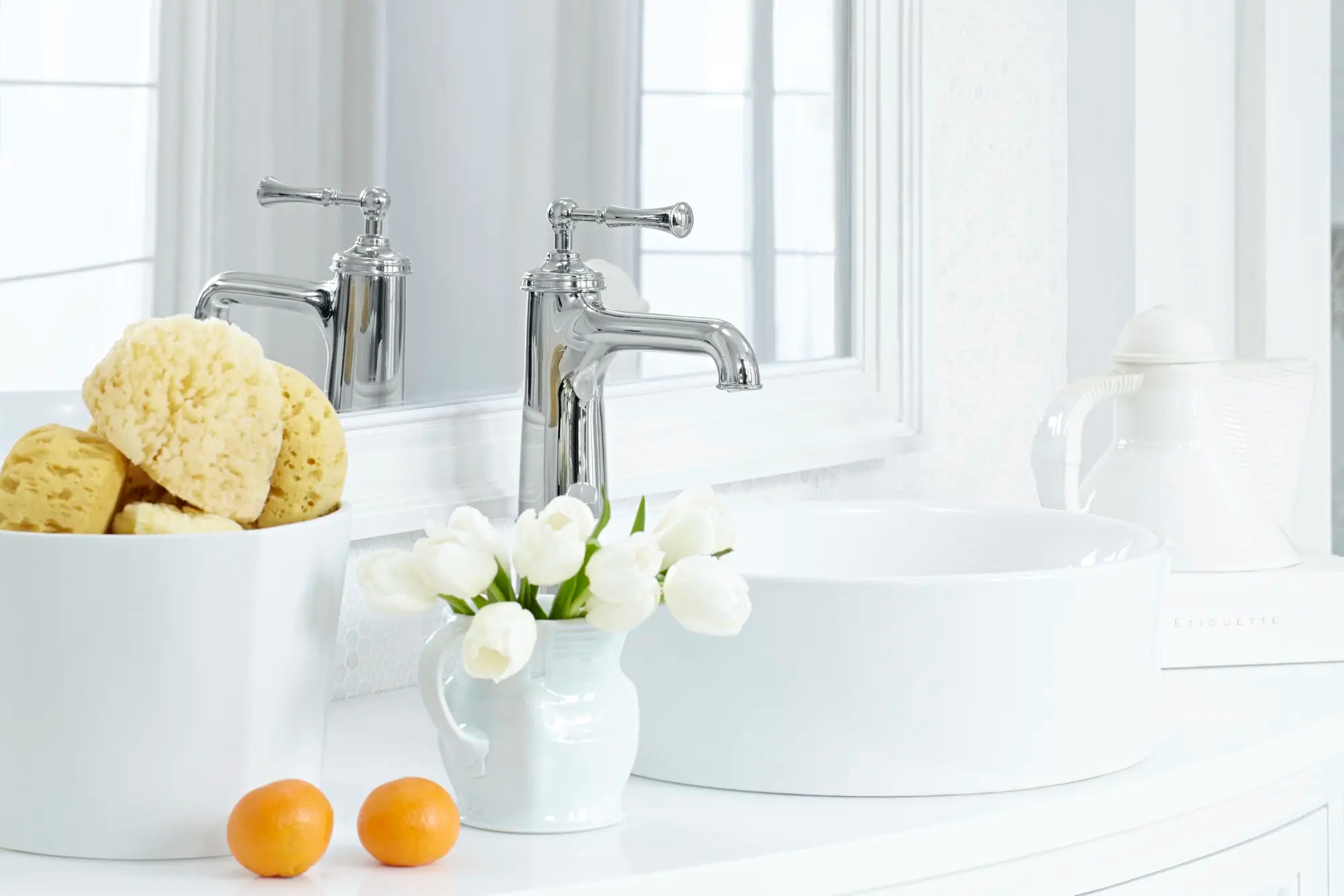 POP® Round Vessel Sink // CANVAS WHITE // 39051_B_D20090015.415_D35102150100_01_0_CDNwebp.webp