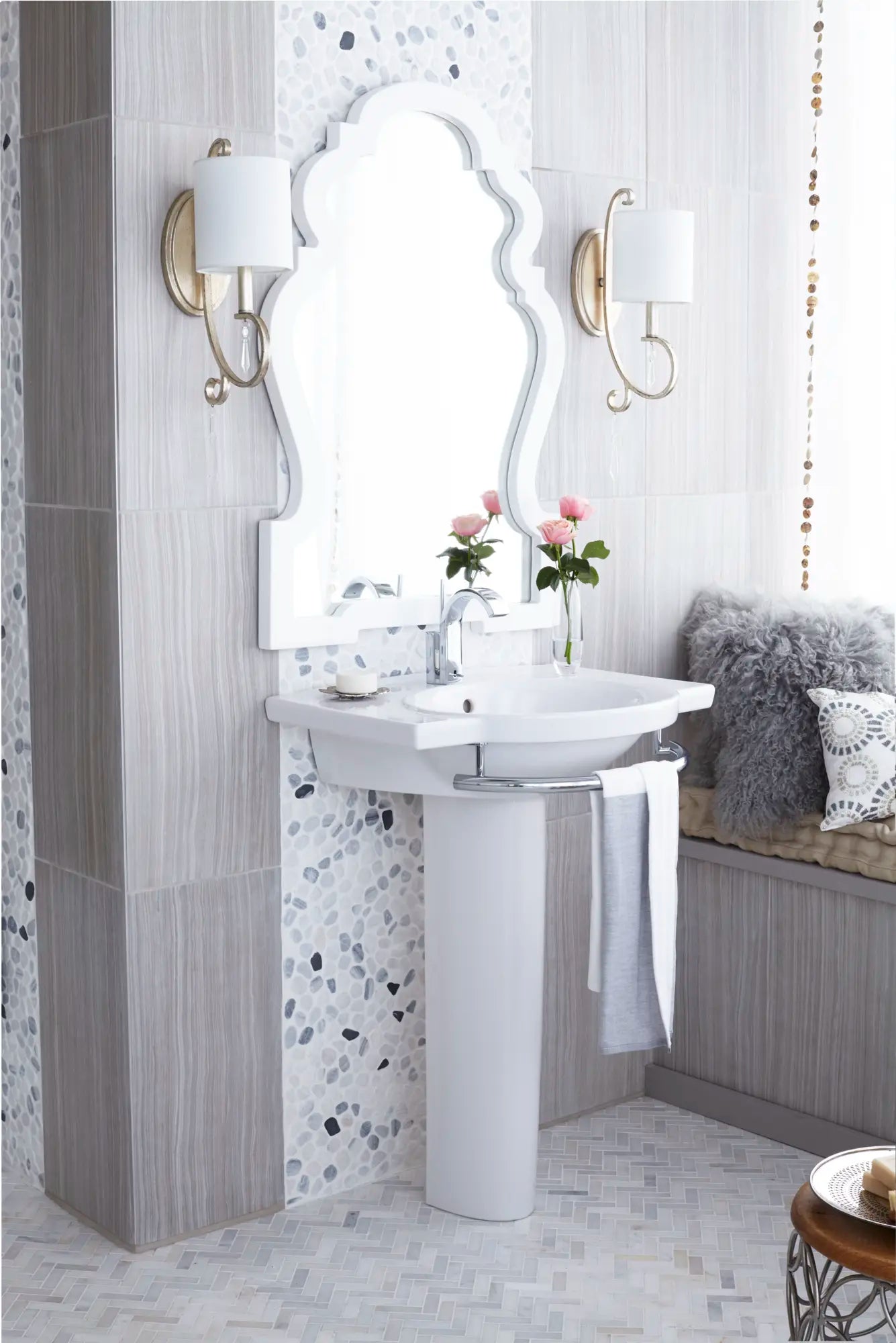 Single Handle Bathroom Faucet // POLISHED CHROME // 40518_B_D35100100100_0_CDNwebp.webp