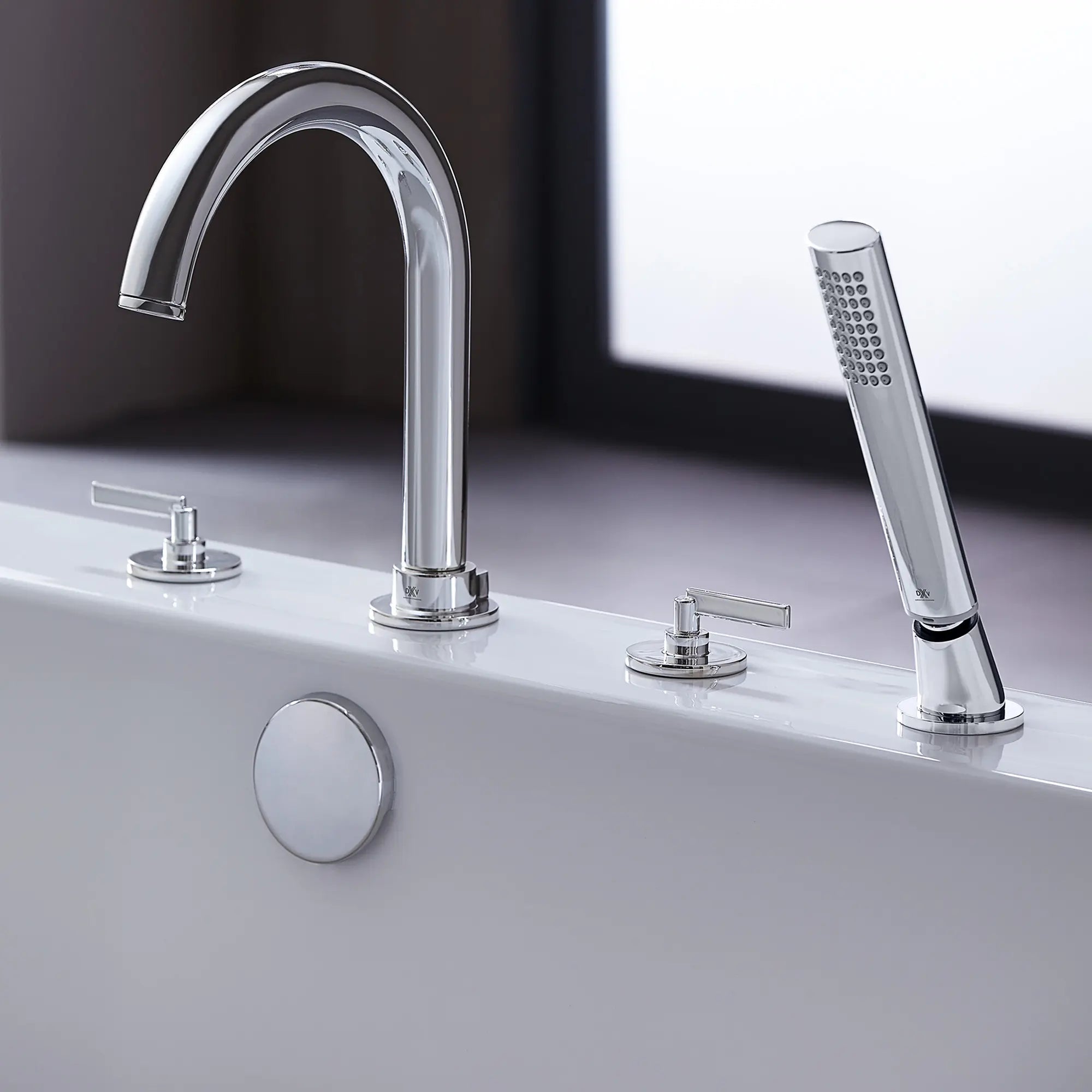 Percy Deck // POLISHED CHROME // 40561_B_D35105900100_0_CDNwebp.webp