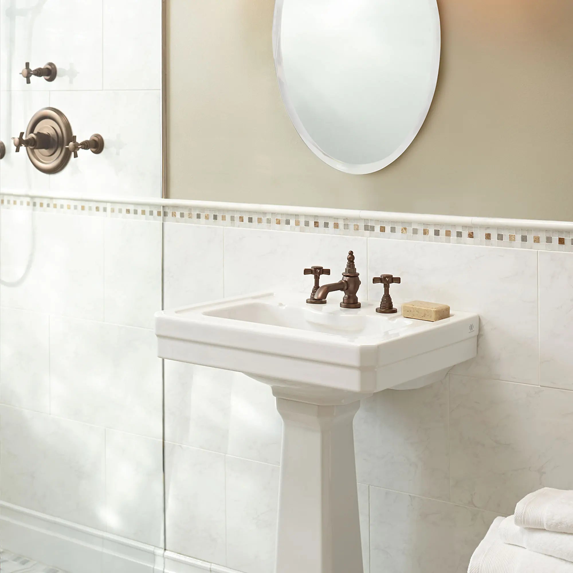 Landfair Cross Widespread Lavatory // CARBON BRONZE // 40578_B_D35107840110_0_CDNwebp.webp