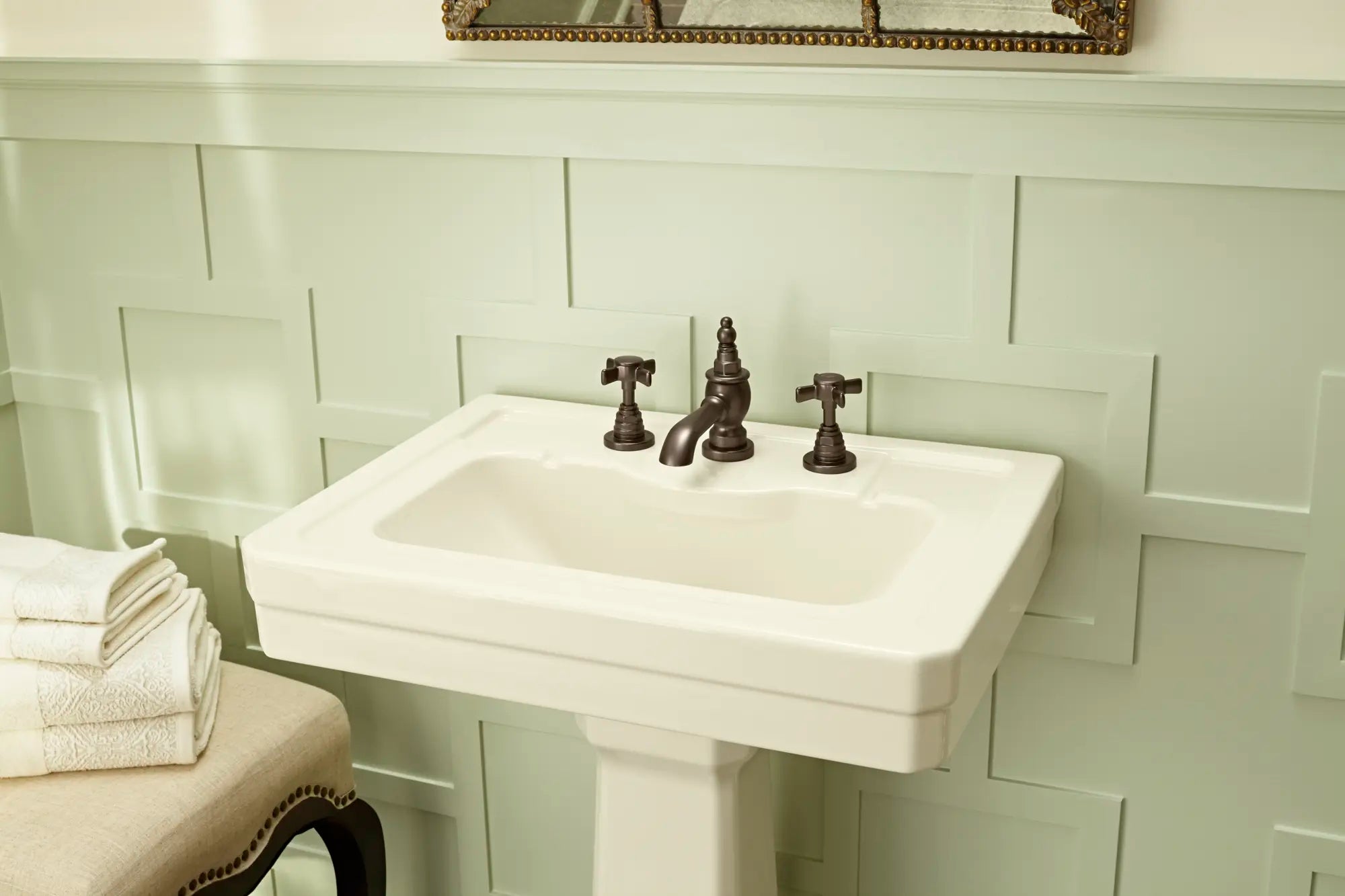 Landfair Cross Widespread Lavatory // CARBON BRONZE // 40586_B_D35107840110_01_0_CDNwebp.webp