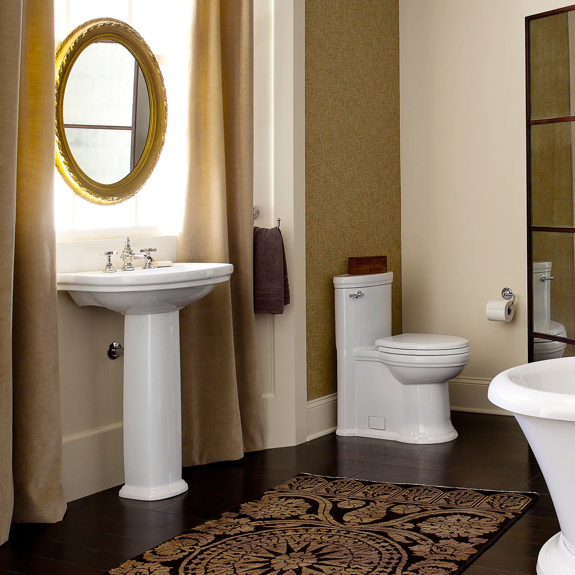 St. George® Pedestal Sink Leg // CANVAS WHITE // 40884_C_D20005800.415_D62745004.415_D35107954.100_D22000C101.415_D35107840.100_1_0_CDNwebp.webp