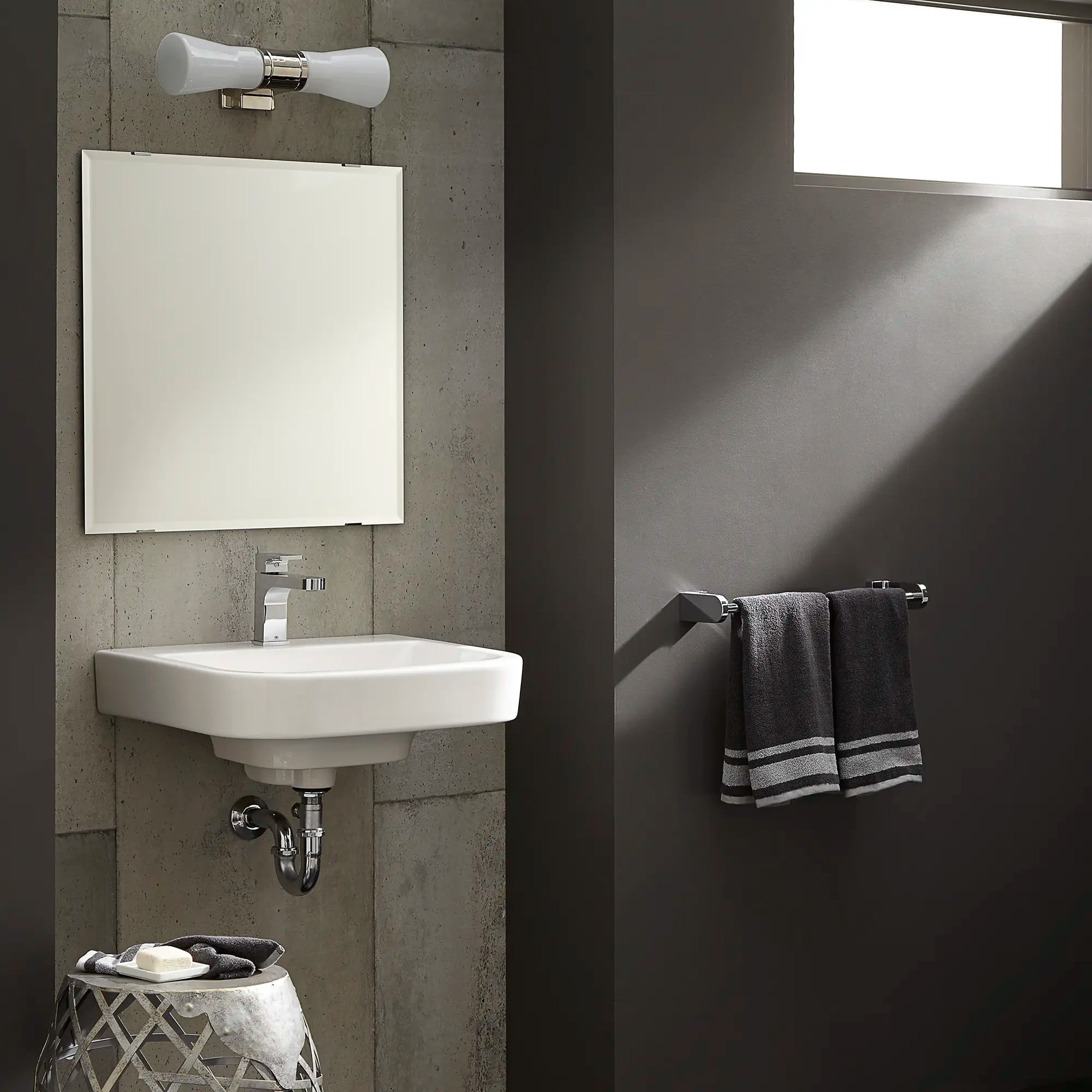 Equility® 22 in. Sink, 1-Hole // CANVAS WHITE // 41056_C_D24434A200.415_D20075001.415_D35109100.100_1_0_CDNwebp.webp