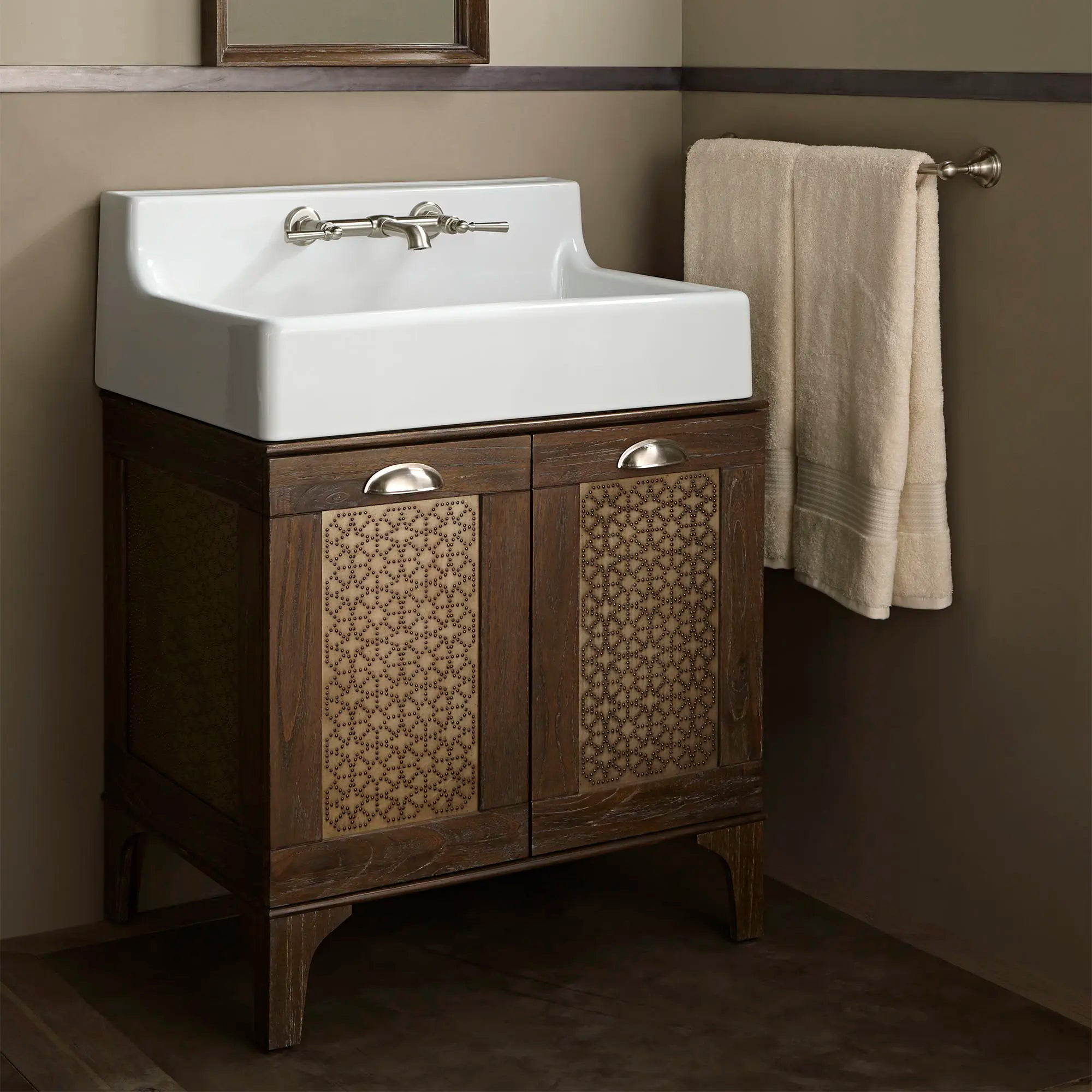 Oak Hill® 30 in. Single Vanity Only // WEATHERED OAK // 83789_B-D20155002.415_D19010030.239_D19005000.239_D35155450.144_CDNwebp.webp