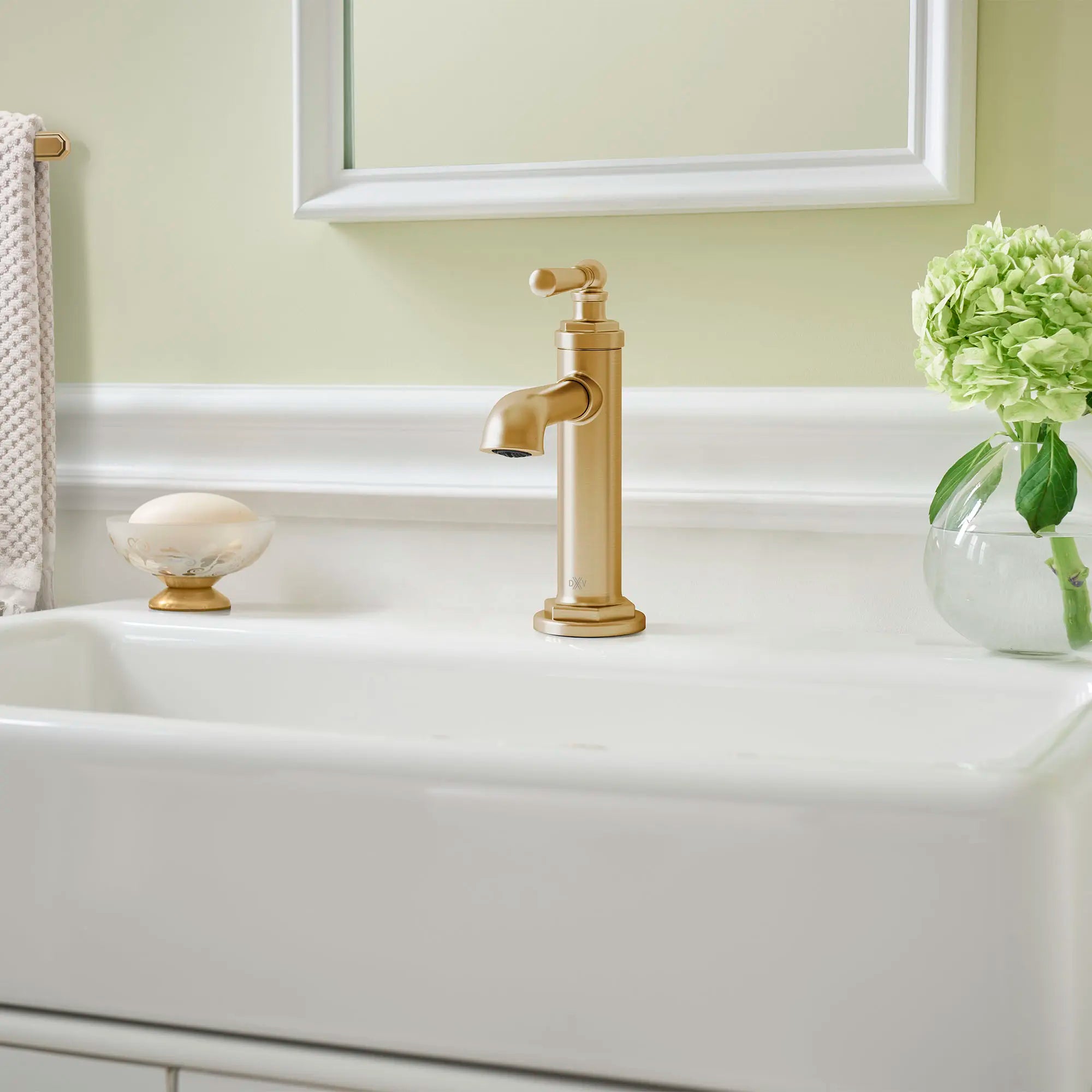 Oak Hill® Single Handle Bathroom Faucet with Lever Handle // SATIN BRASS // 84962_B-D35155100.427_CDNwebp.webp