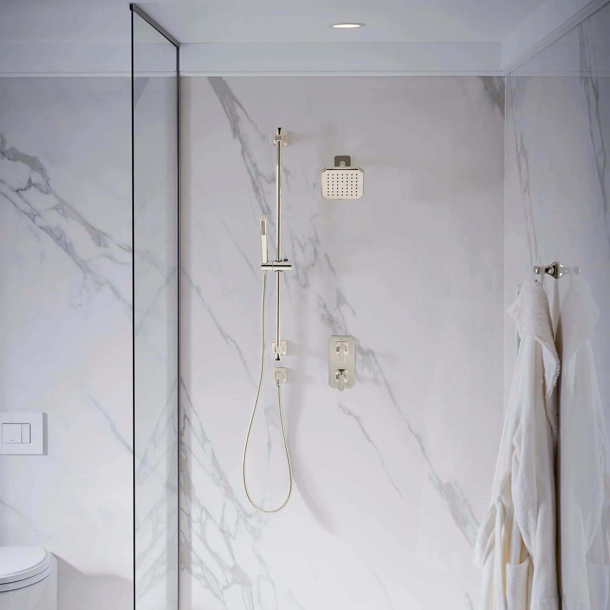 Belshire® Towel Hook // POLISHED CHROME // 85508_B-D35170106150_D35170527150_D35170780150_CDNwebp.webp