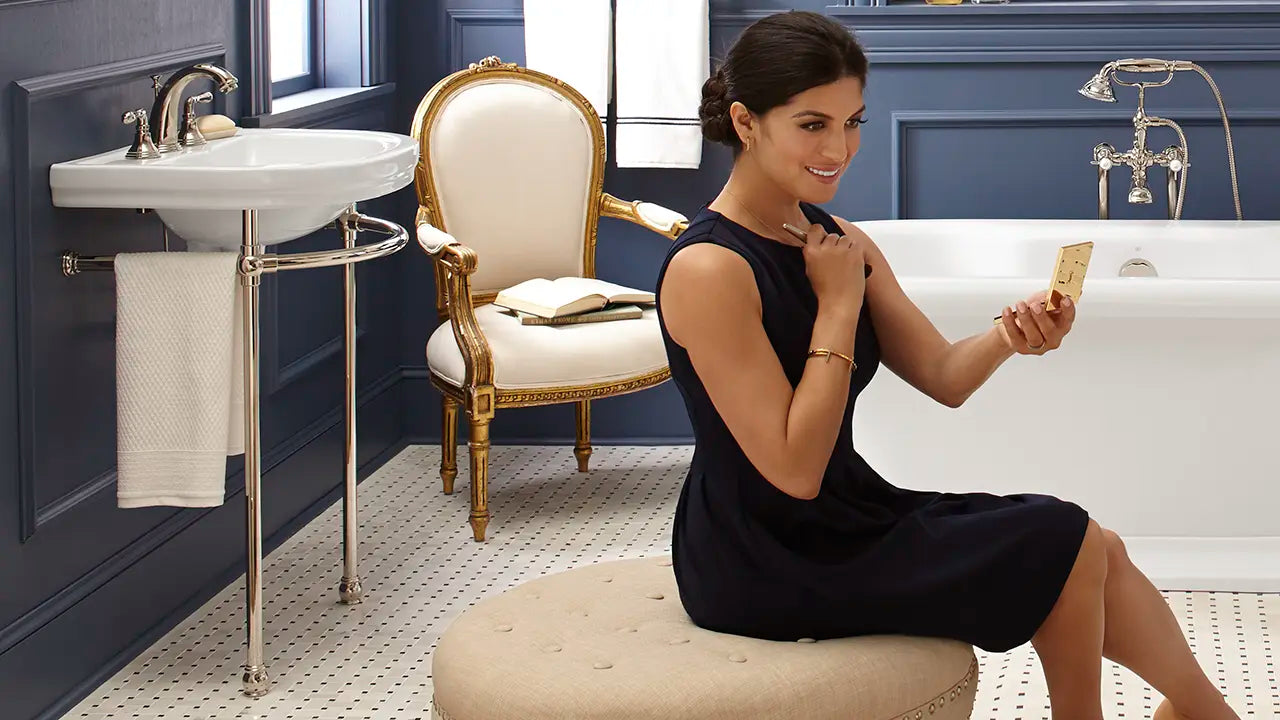 Traditional Floor Mount Bathtub Faucet with landfair Cross Handles // PLATINUM NICKEL // 98215_L_D62747004.415_D2215AA104.415_D19000708.008.415_D35101800.150_D35107954.150_01_CDNwebp.webp